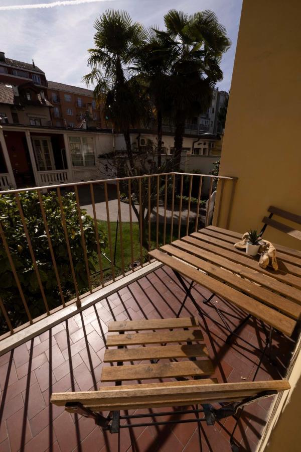 Iris 128: Il Terrazzino Sul Giardino Apartamento Turim Exterior foto